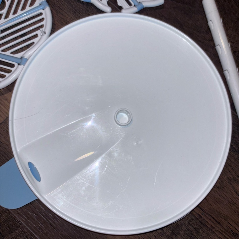 Munchkin Bottle & Accessories Drying Rack - Picture 9 of 11